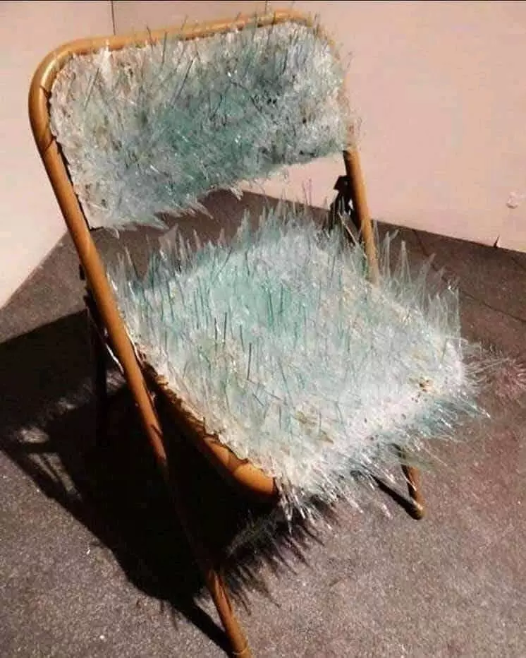 potret lucu teknologi low budget © 2020 instagram.com