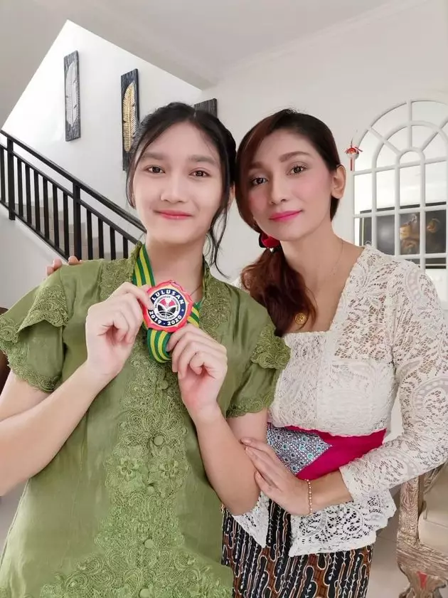 anak remaja Baby Margaretha instagram anak remaja Baby Margaretha instagram