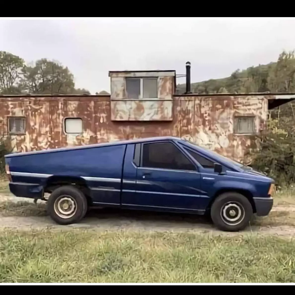 10 Penampakan mobil nyeleneh ini bikin auto geleng kepala