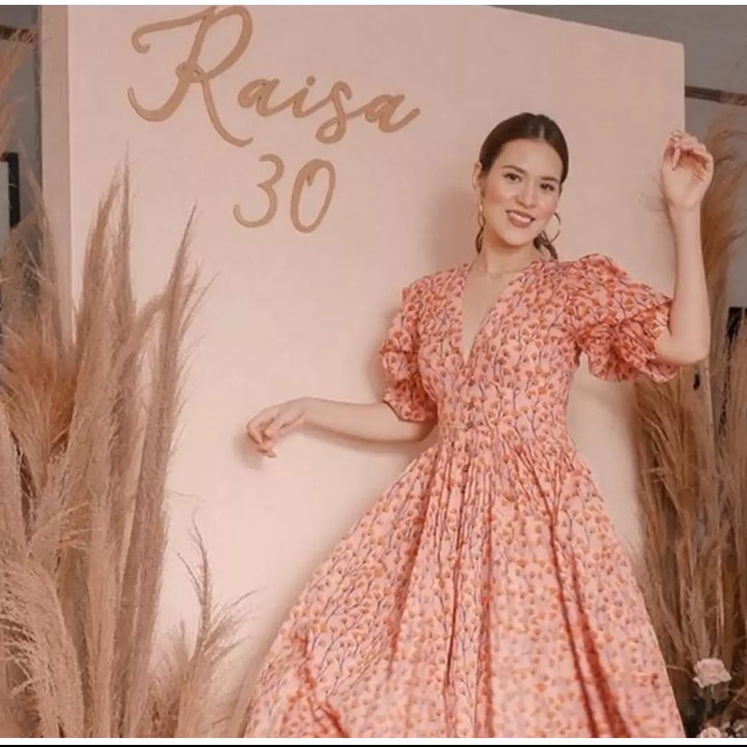 7 Momen kejutan ultah Raisa dari Hamish Daud, romantis banget