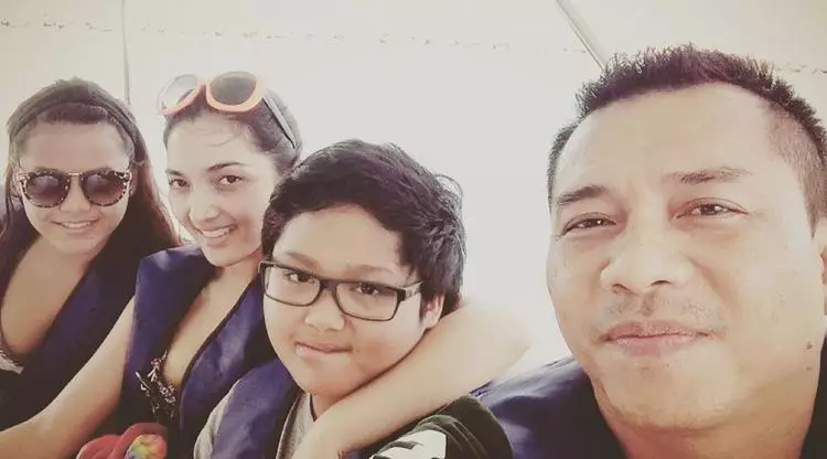 Potret lawas Ashanty bareng Aurel dan Azriel berbagai sumber