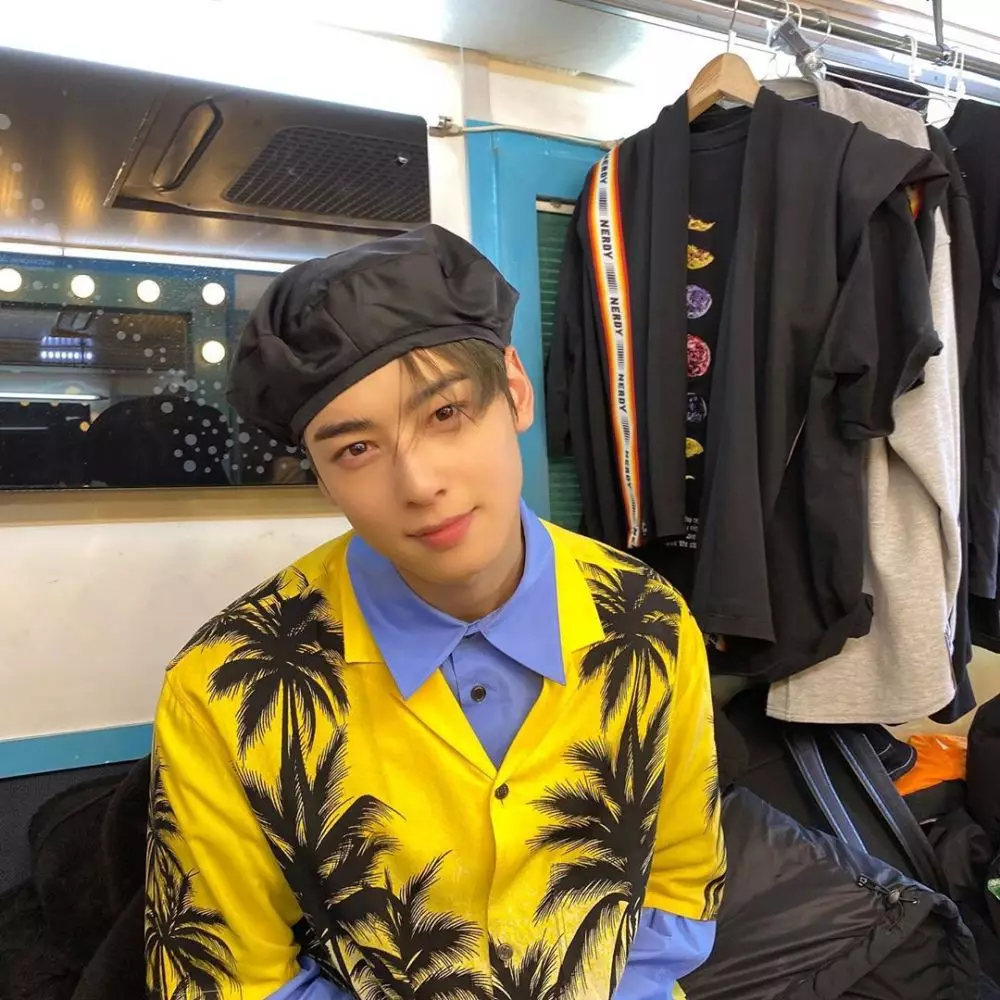 10 Aktor Korea © 2020 brilio.net Instagram/@actorleeminho ;Instagram/@skawngur 10 Aktor Korea © 2020 brilio.net Instagram/@actorleeminho ;Instagram/@skawngur