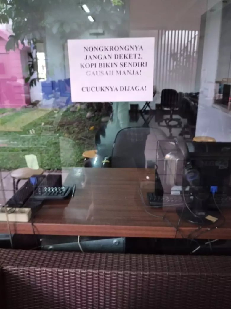 9 Pengumuman lucu di era New Normal Istimewa 9 Pengumuman lucu di era New Normal Istimewa