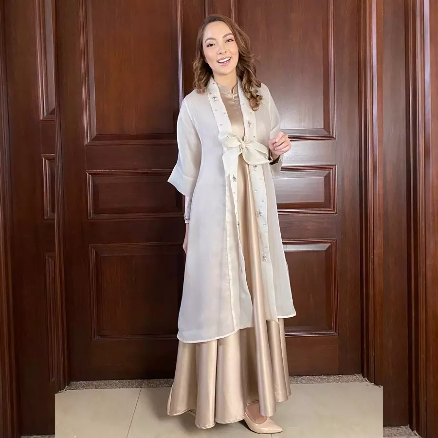 Fakta dokter Reisa Broto Asmoro © 2020 brilio.net Instagram/@goldstarjulius ; Instagram/@reisabrotoasmoro Fakta dokter Reisa Broto Asmoro © 2020 brilio.net Instagram/@goldstarjulius ; Instagram/@reisabrotoasmoro