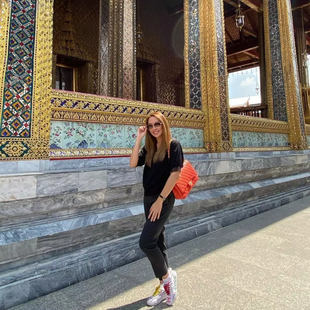 Fakta dokter Reisa Broto Asmoro © 2020 brilio.net Instagram/@goldstarjulius ; Instagram/@reisabrotoasmoro Fakta dokter Reisa Broto Asmoro © 2020 brilio.net Instagram/@goldstarjulius ; Instagram/@reisabrotoasmoro