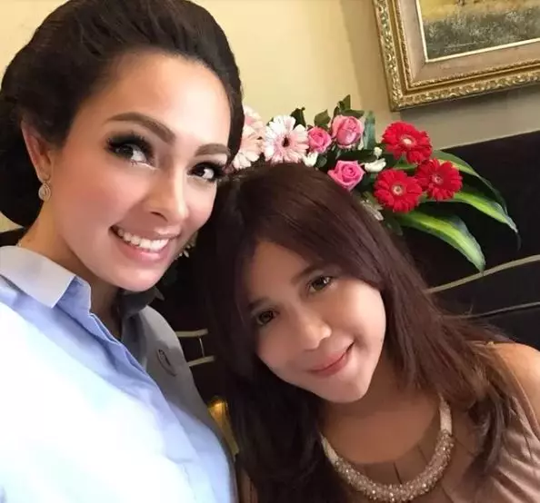 Fakta dokter Reisa Broto Asmoro © 2020 brilio.net Instagram/@goldstarjulius ;Instagram/@reisabrotoasmoro Fakta dokter Reisa Broto Asmoro © 2020 brilio.net Instagram/@goldstarjulius ;Instagram/@reisabrotoasmoro