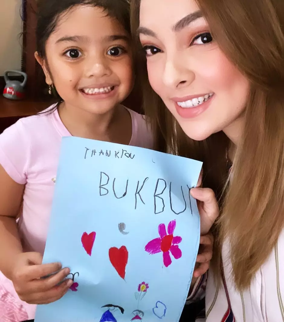 Dokter Reisa dan anak © 2020 brilio.net