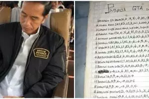 10 Ekspektasi lucu tulisan Jokowi di kertas ala warganet ini kocak