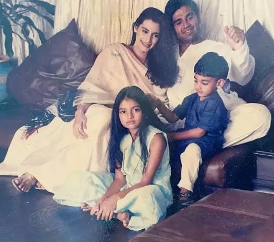 momen kedekatan Athiya Shetty dan Ahan Shetty dari kecil © 2020 brilio.net