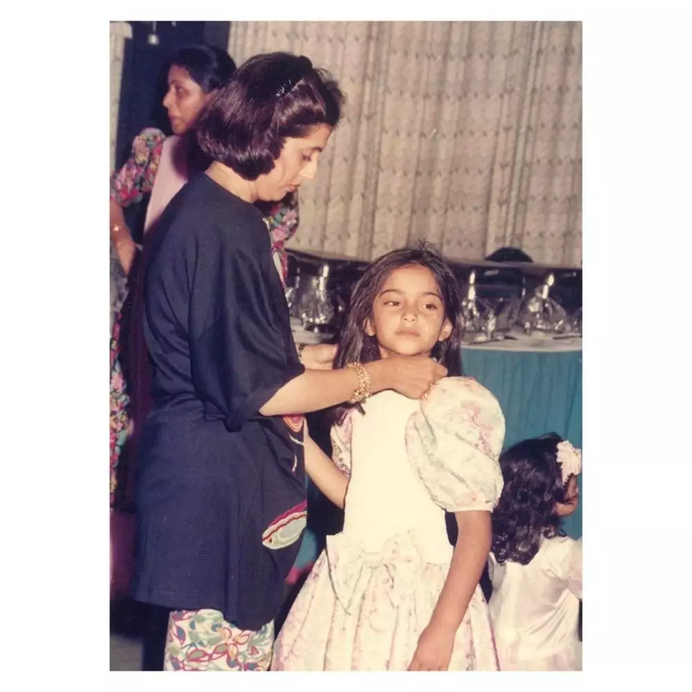 masa kecil sonam kapoor instagram