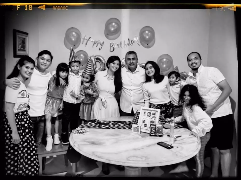 Momen kompak Qory Sandioriva & anak sambungnya © 2020 brilio.net