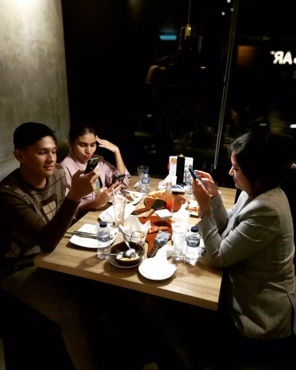 Momen kompak Qory Sandioriva & anak sambungnya © 2020 brilio.net