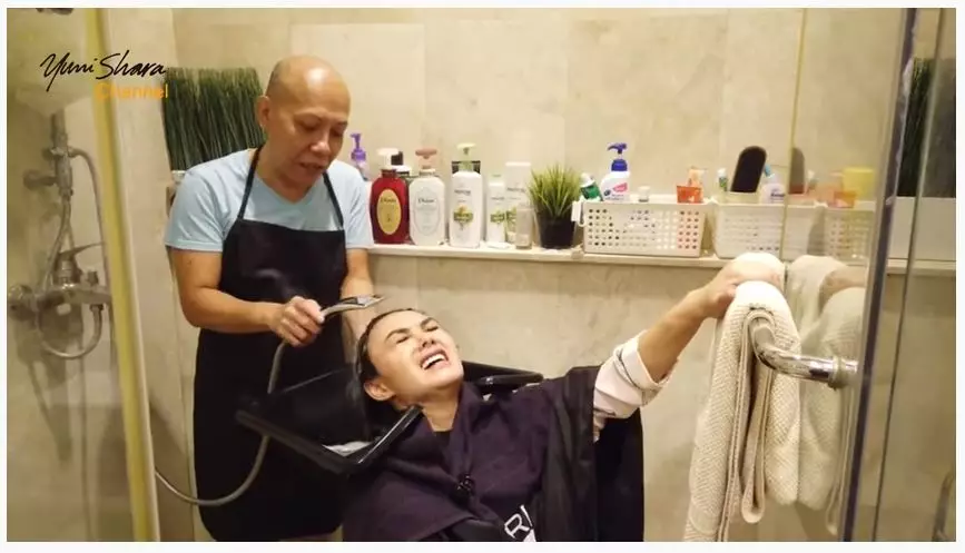 kamar mandi Yuni Shara YouTube