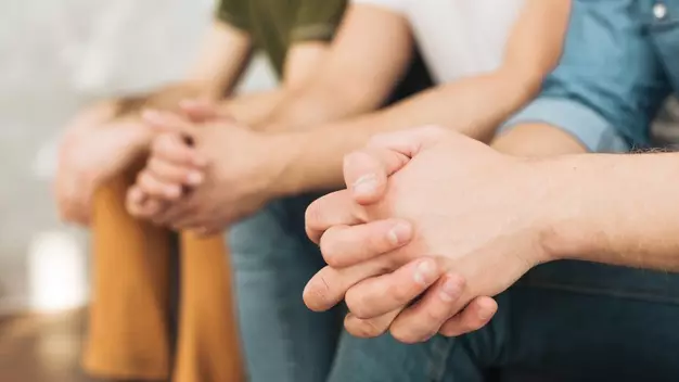 bijak sabar menunggu berbagai sumber