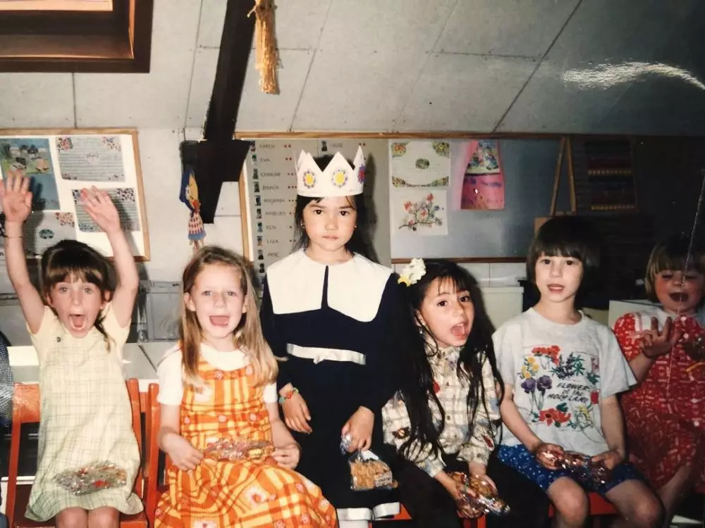 masa kecil isyana sarasvati instagram