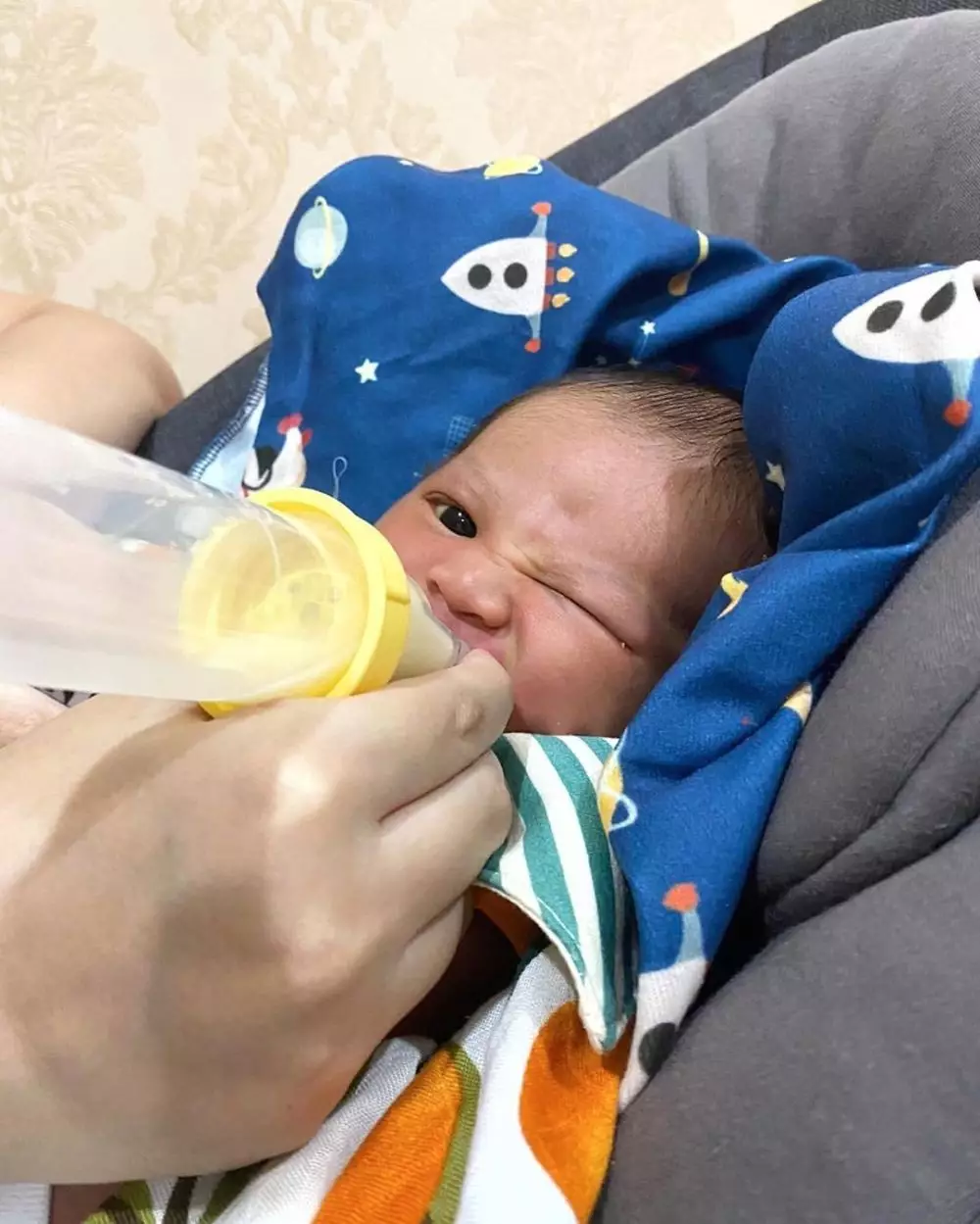 potret bayi arief muhammad dan tiara pangestika instagram