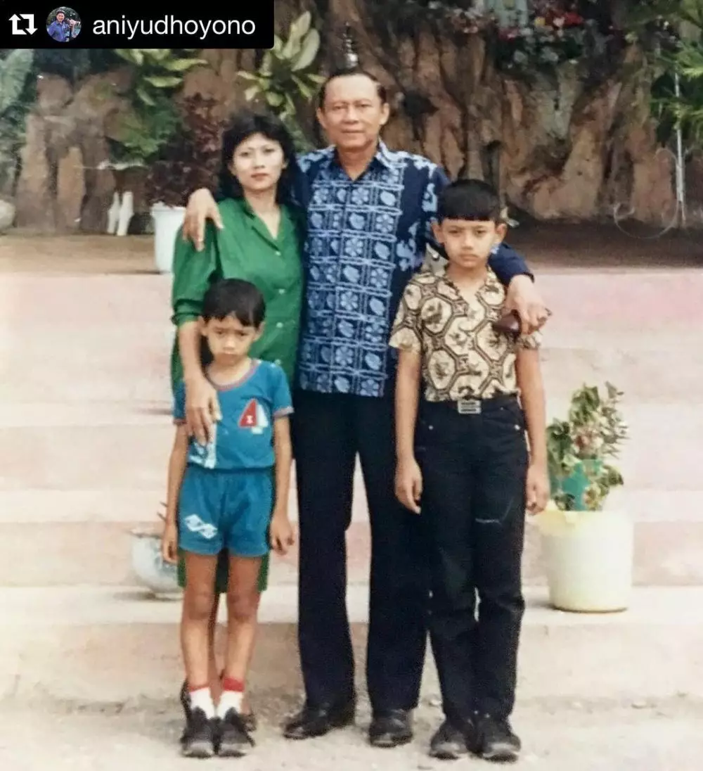 Potret masa kecil AHY & Ibas Yudhoyono  Instagram