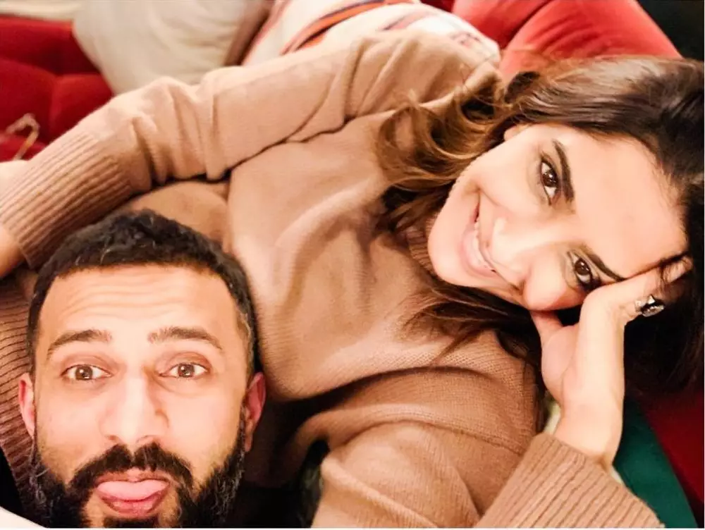 potret mesra Sonam Kapoor dan suami Instagram