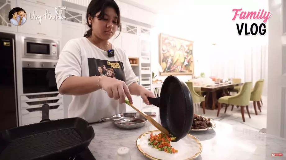 amel putri ussy masak © 2020 brilio.net amel putri ussy masak © 2020 brilio.net