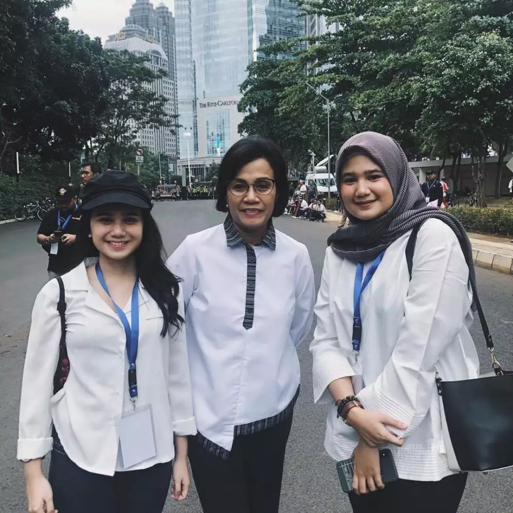 8 potret kompak Tissa Biani dan sang kakak Instagram