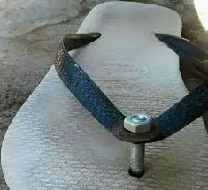 Barang bisa jadi penyelamat Berbagai sumber