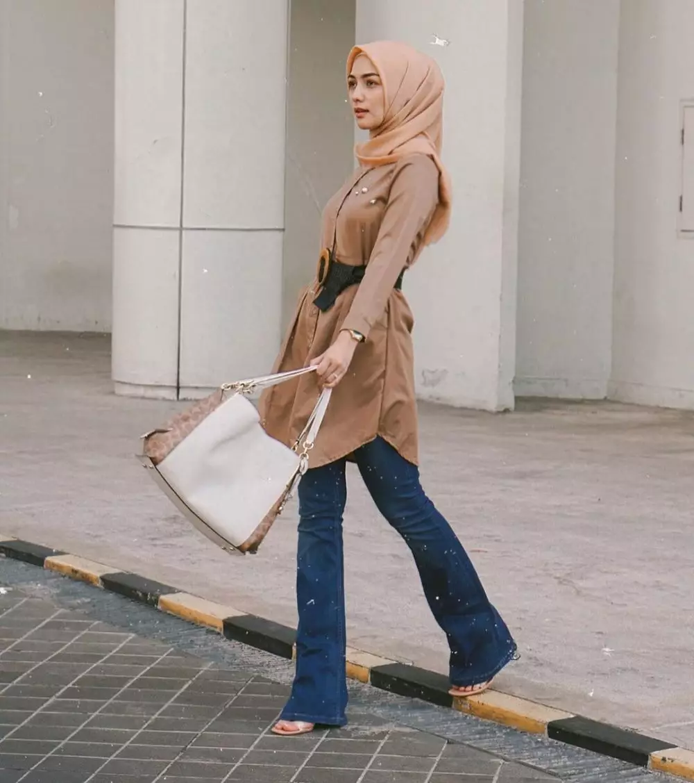 outfit hijab Citra Kirana © 2020 instagram.com