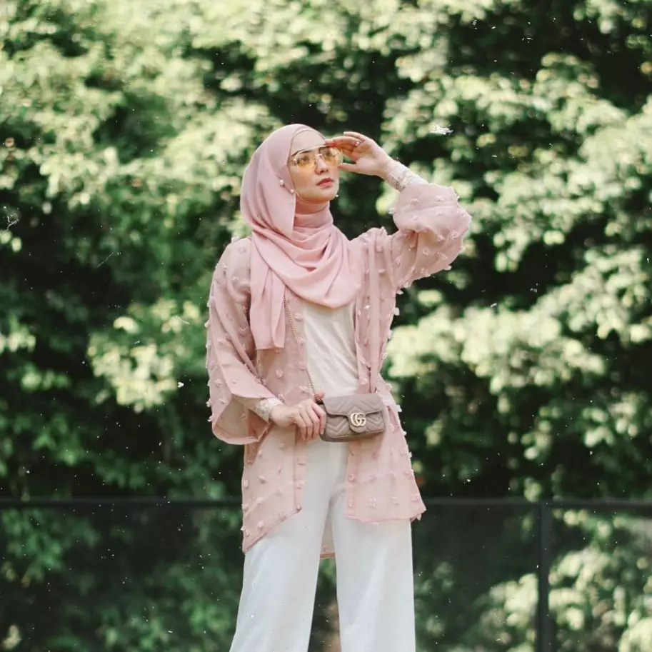 outfit hijab Citra Kirana © 2020 instagram.com
