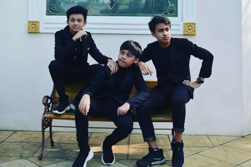 Farry Hugo putra Ian Kasela Instagram