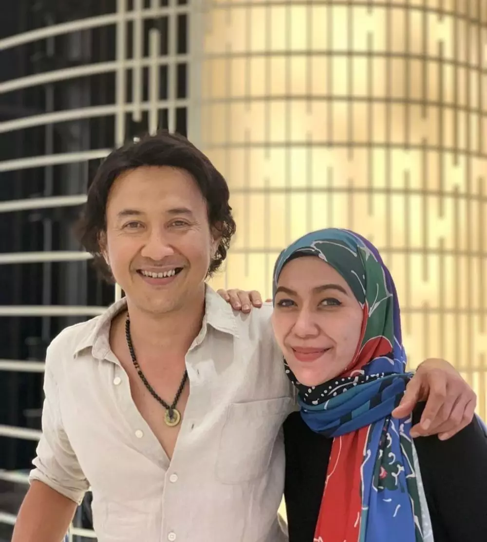 momen manis akum dan istri instagram
