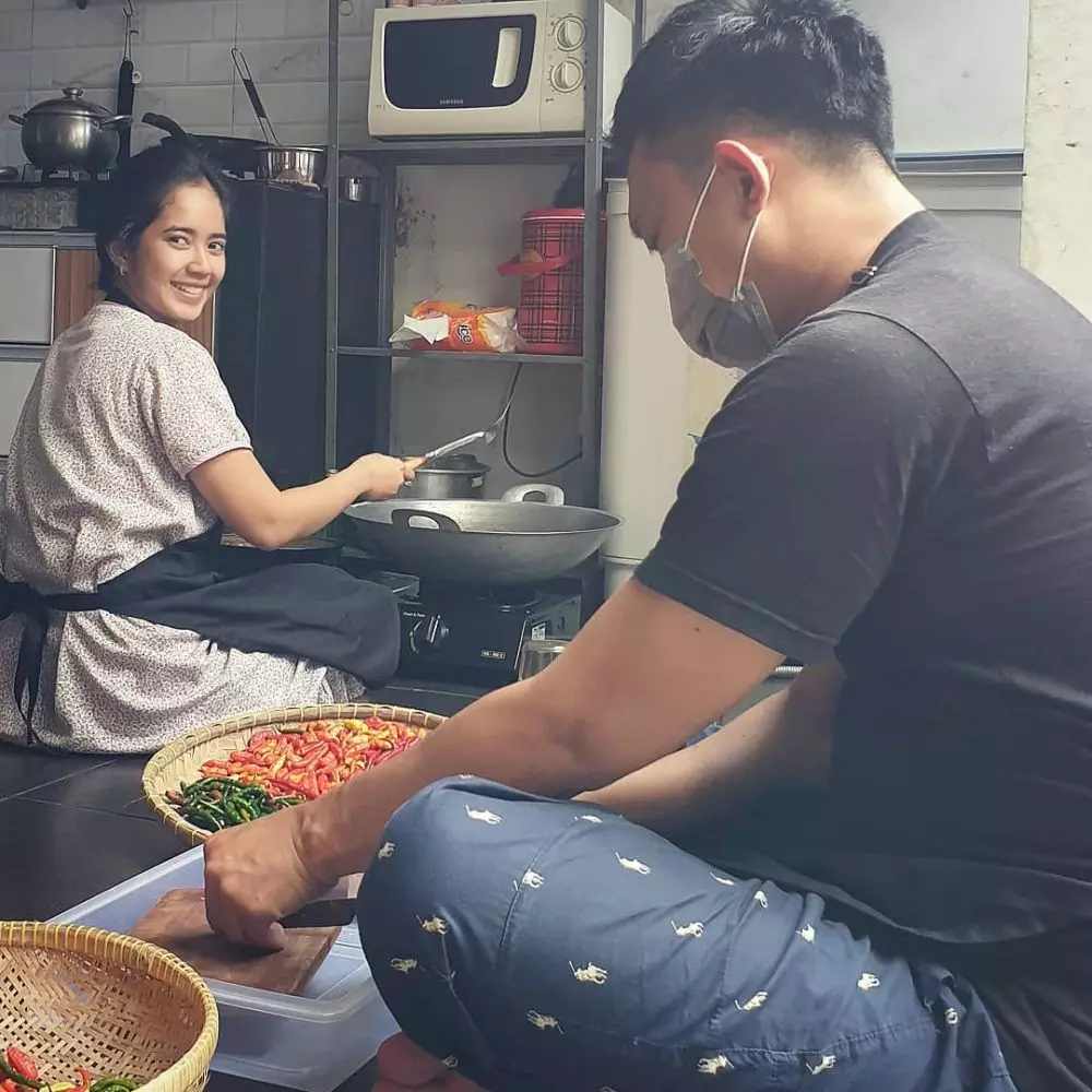 potret harmonis boby tince dan istri instagram