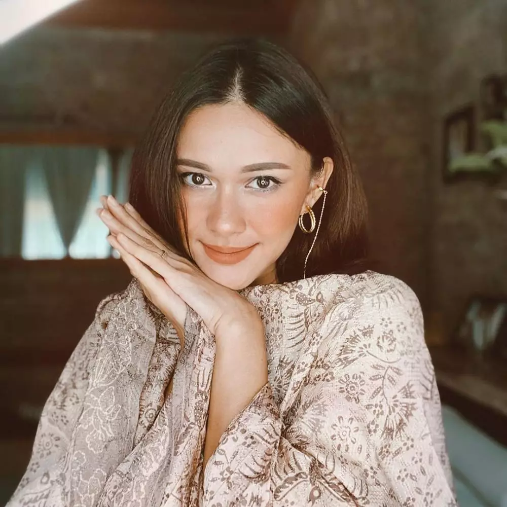 6 potret pemain Liontin © 2020 brilio.net Instagram/@naysillamirdaddd : Instagram/@naymirdad 6 potret pemain Liontin © 2020 brilio.net Instagram/@naysillamirdaddd : Instagram/@naymirdad