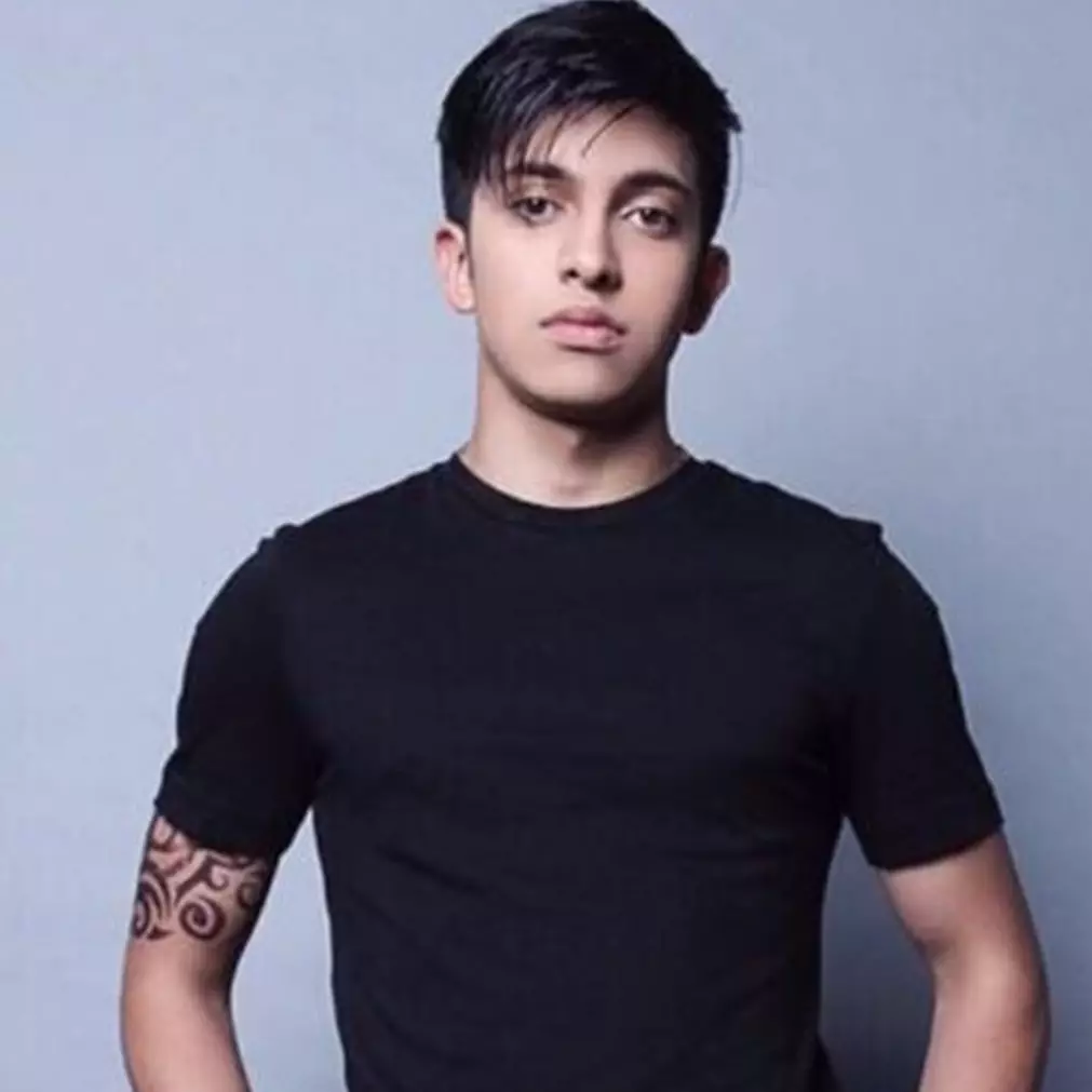 8 Pesona Albany Ray, putra Sarah Azhari yang macho abis