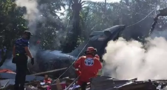 Kronologi jatuhnya pesawat TNI AU di Riau Vidio.com