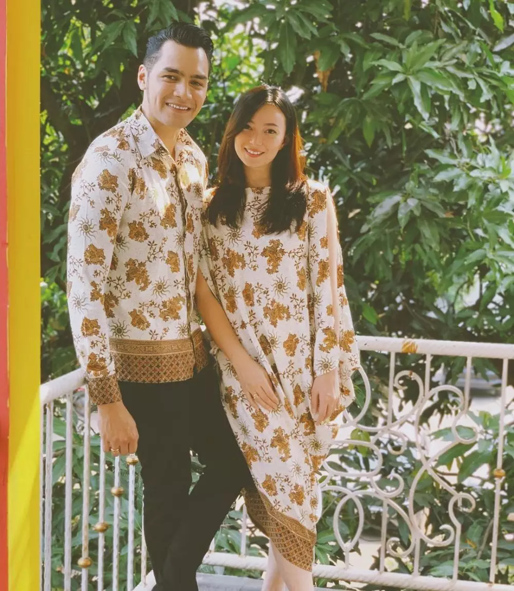 Momen mesra Asmirandah menanti hamil Instagram Momen mesra Asmirandah menanti hamil Instagram