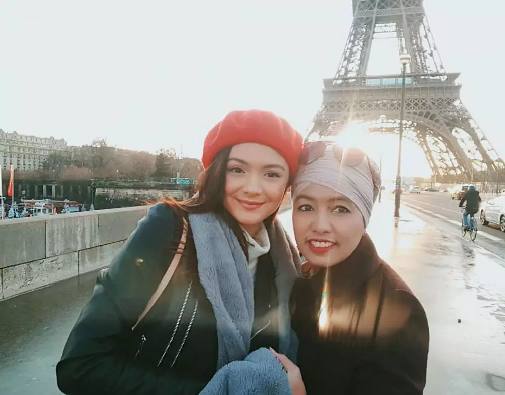 potret Amanda Rawles dan keluarga Instagram potret Amanda Rawles dan keluarga Instagram