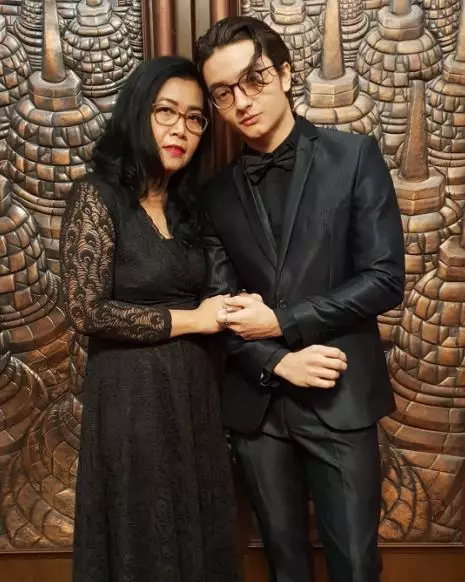 potret manis Bryan Domani mama Instagram