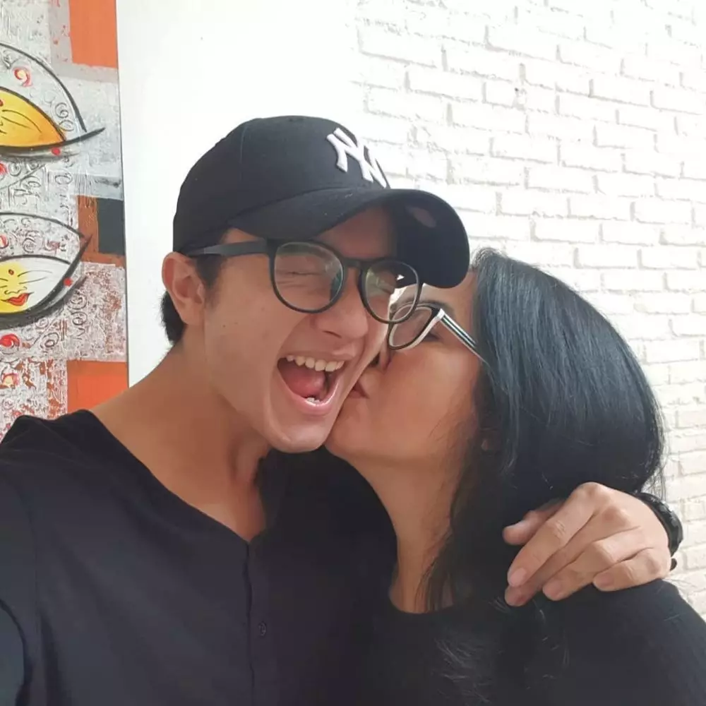 potret manis Bryan Domani mama Instagram