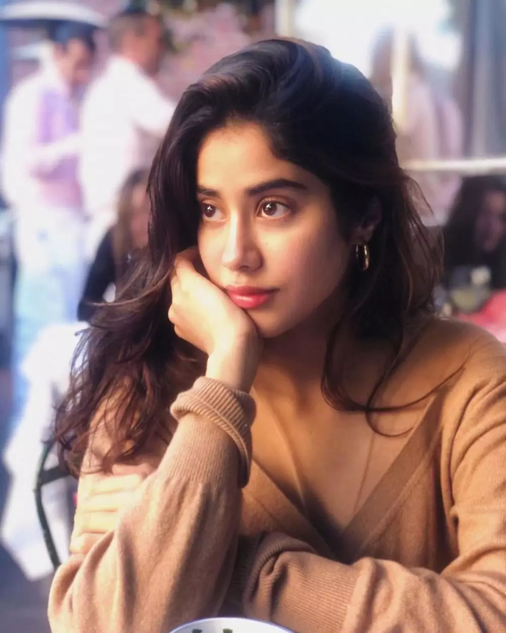 Potret menawan Janhvi Kapoor © 2020 brilio.net Instagram/@janhvikapoor Potret menawan Janhvi Kapoor © 2020 brilio.net Instagram/@janhvikapoor