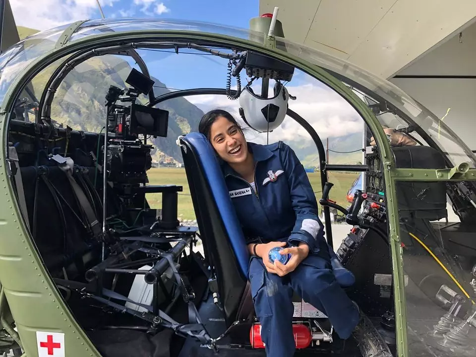 Potret menawan Janhvi Kapoor © 2020 brilio.net Instagram/@janhvikapoor Potret menawan Janhvi Kapoor © 2020 brilio.net Instagram/@janhvikapoor