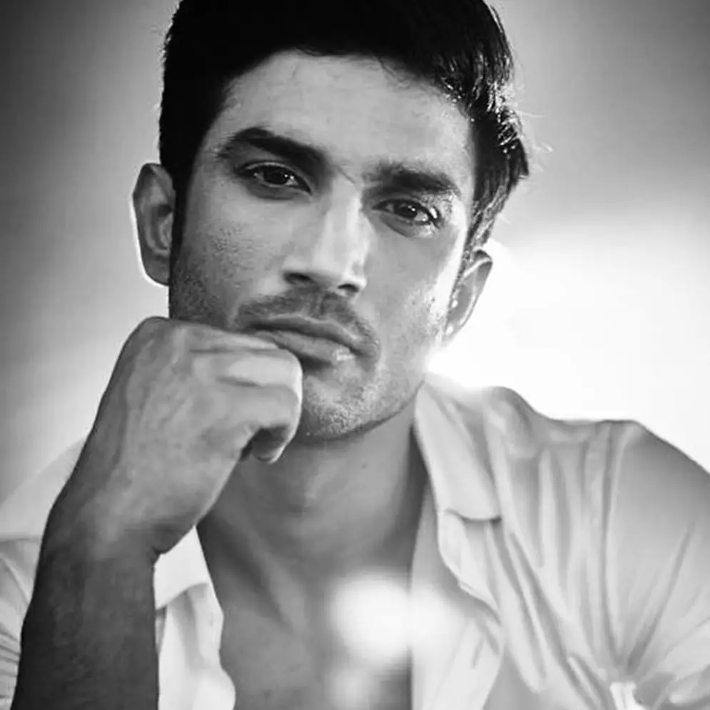 6 Potret akrab Rhea Chakraborty &amp; Sushant Singh Rajput semasa hidup