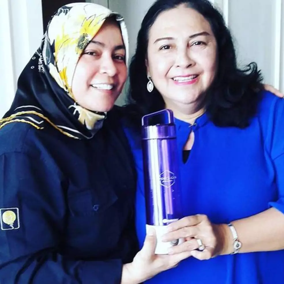 10 Potret kebersamaan Astrid Kuya dan ibunya yang pendeta