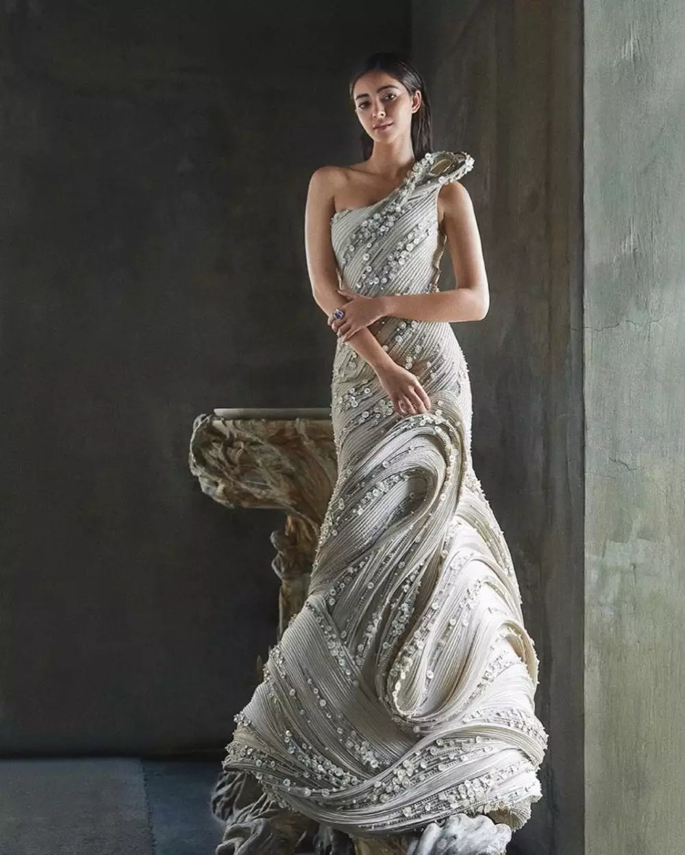 pesona ananya panday instagram