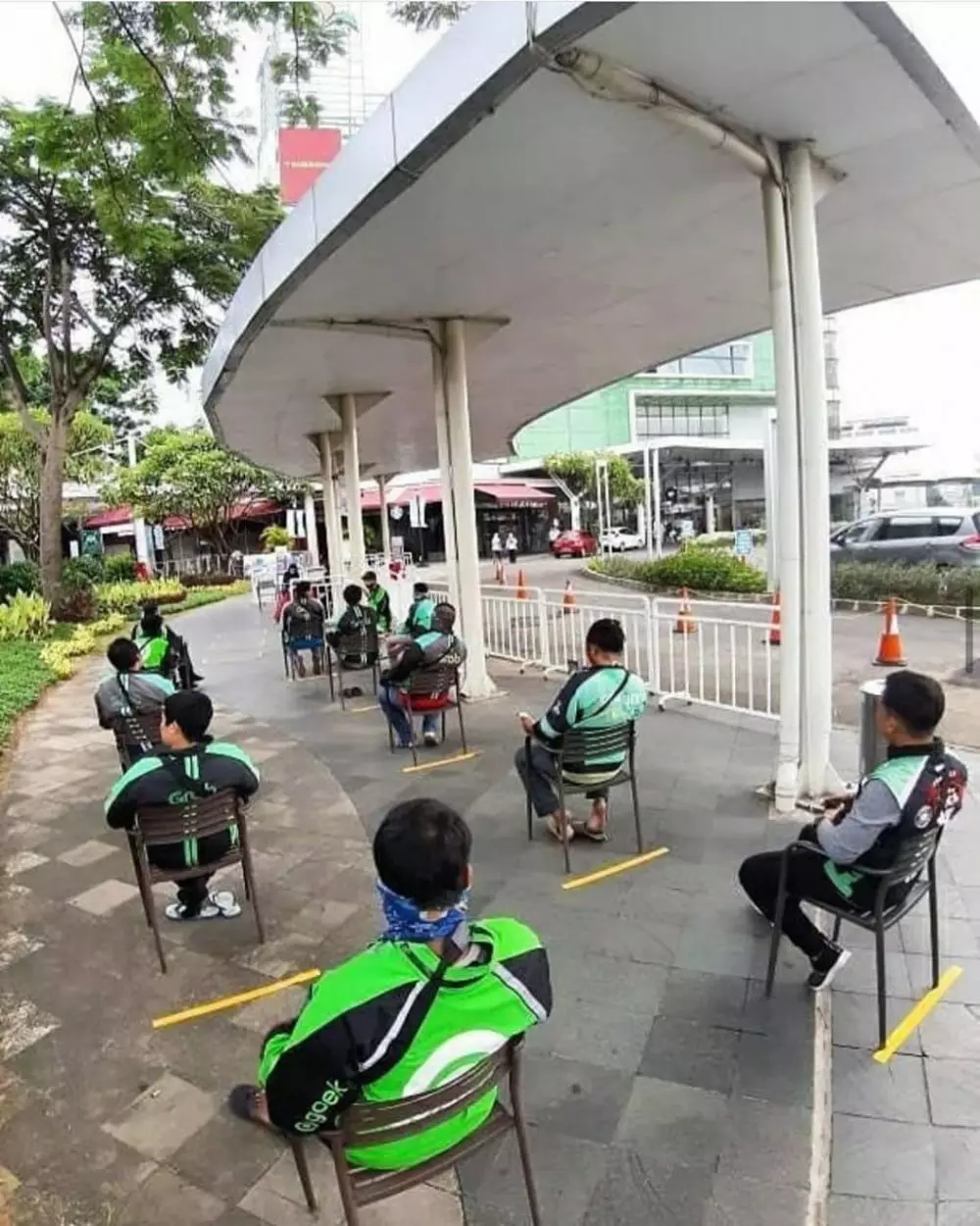 aksi lucu social distancing Berbagai sumber aksi lucu social distancing Berbagai sumber