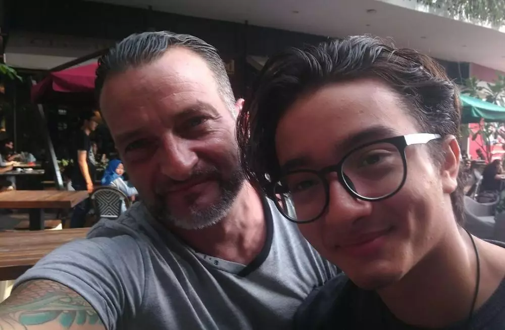 Bryan Domani dan papa bulenya  Instagram
