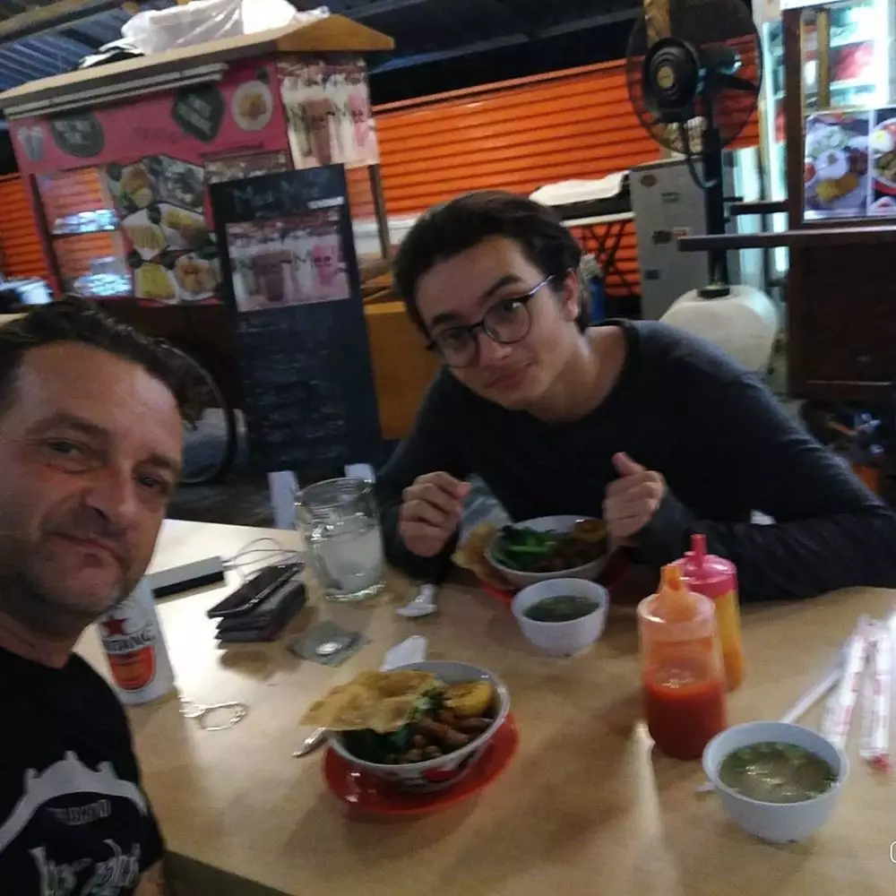 Bryan Domani dan papa bulenya  Instagram