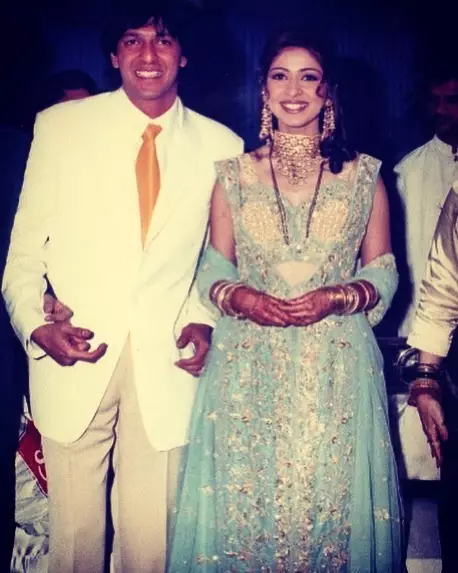 potret lawas kemesraan chunky panday dan istri instagram potret lawas kemesraan chunky panday dan istri instagram