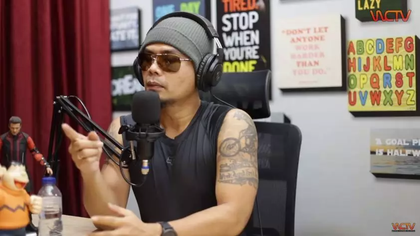 potret wendi cagur parodikan deddy corbuzier youtube