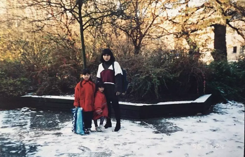 potret masa kecil isyana dan kakak instagram