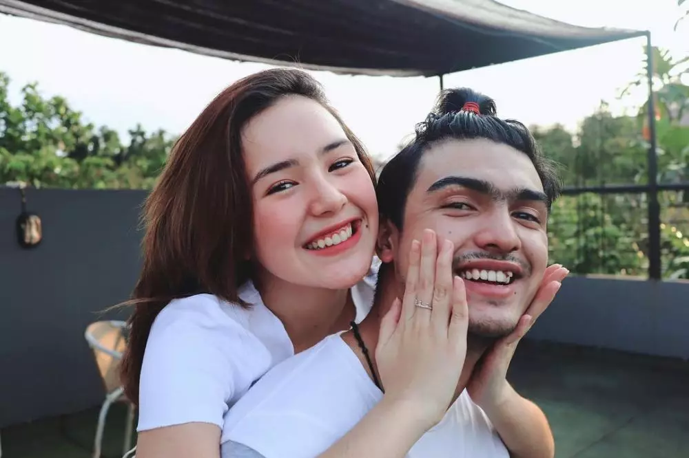 potret Beby Tsabina dan keluarga Instagram