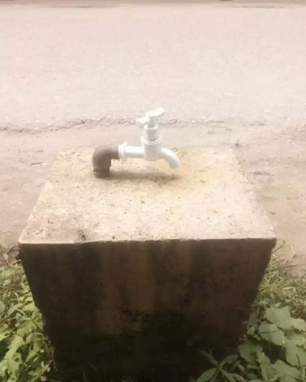 potret absurd bangunan nggak guna © 2020 instagram.com